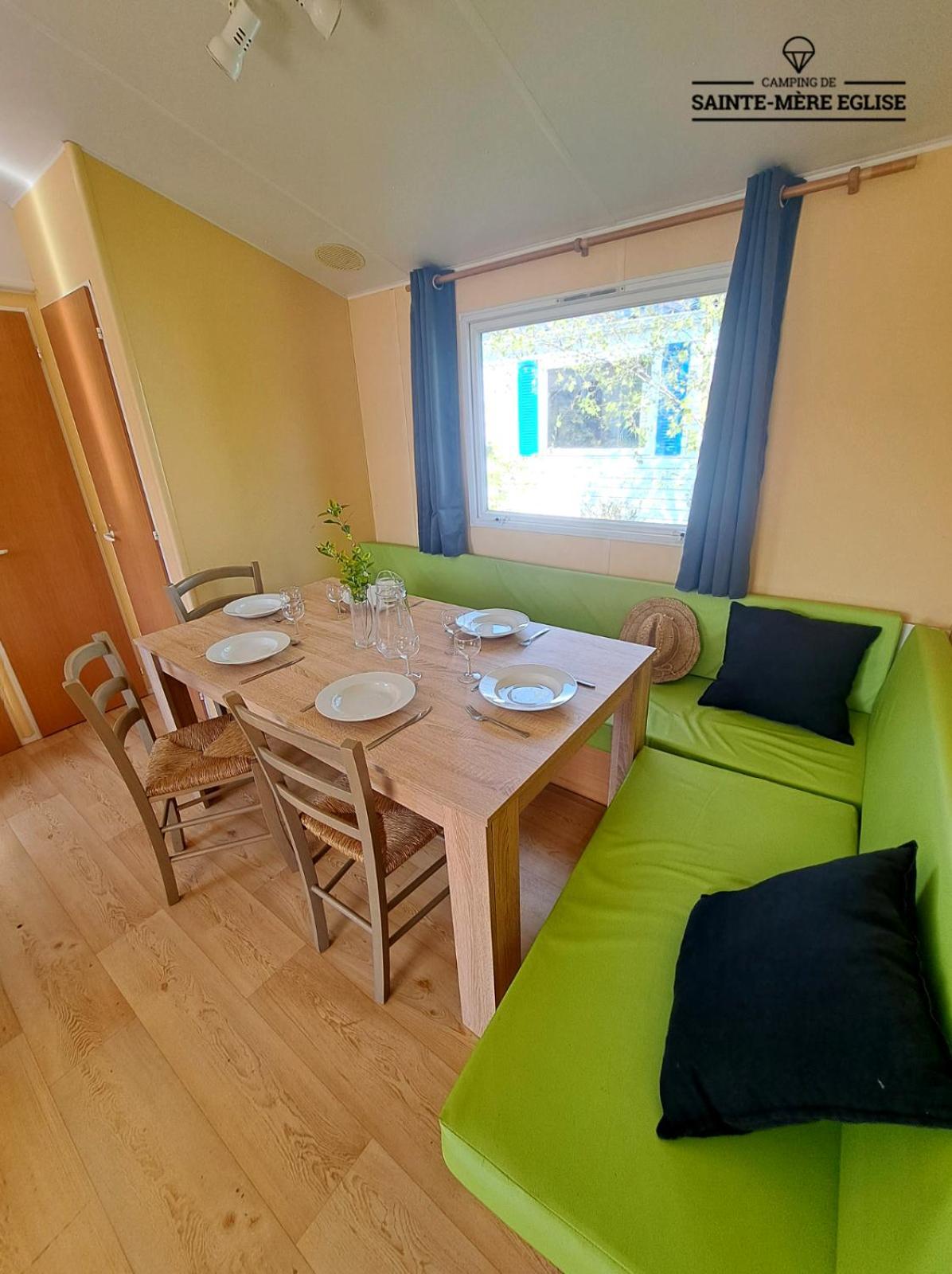 Camping Sainte Mere Eglise Bagian luar foto