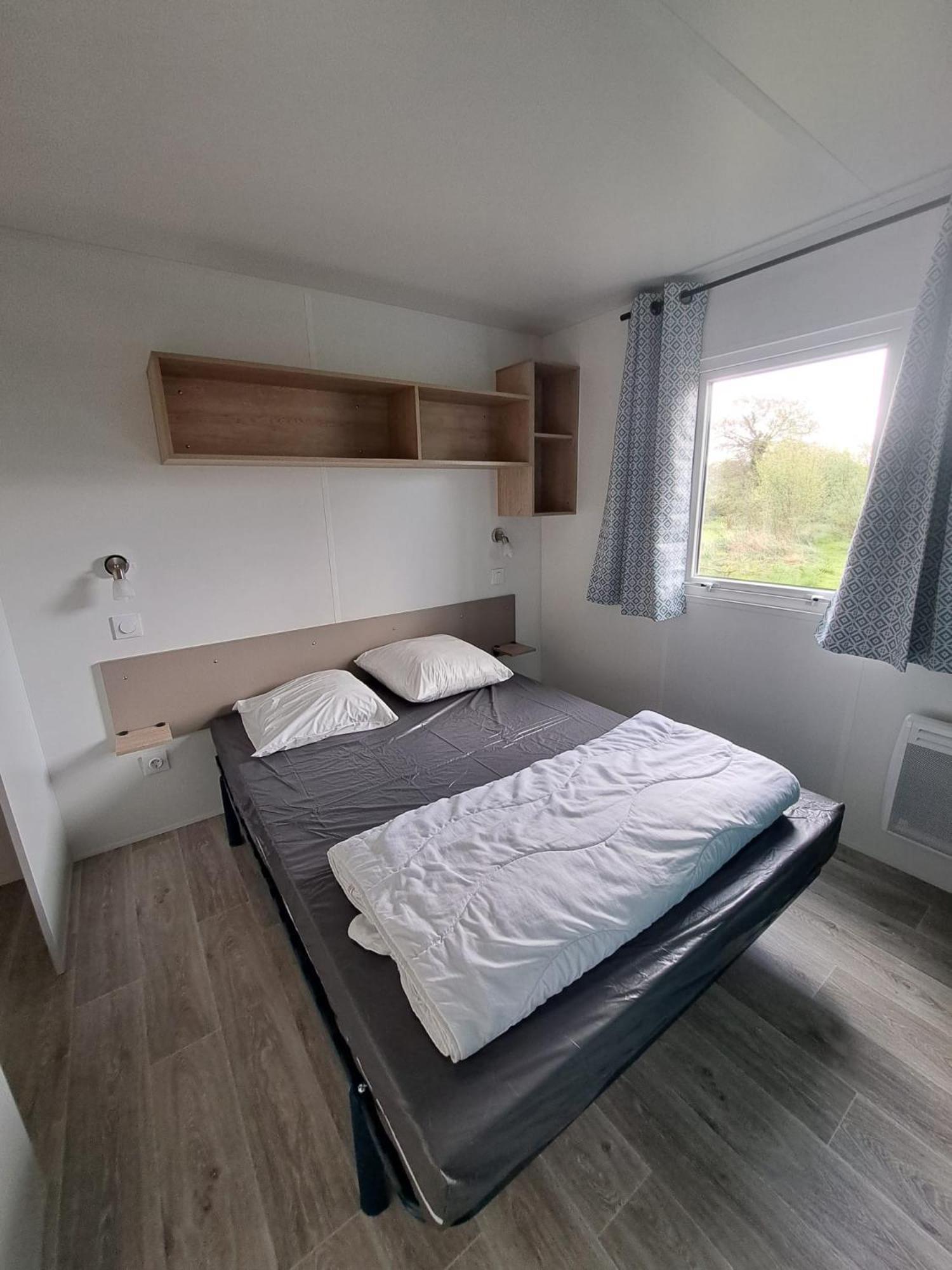 Camping Sainte Mere Eglise Bagian luar foto