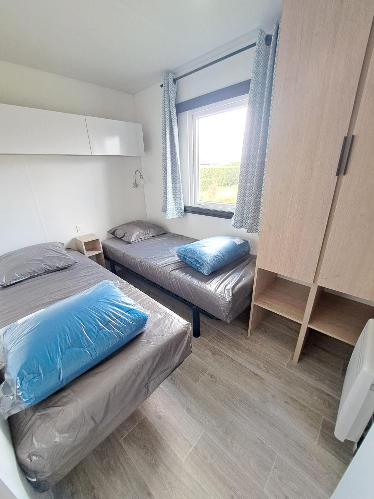 Camping Sainte Mere Eglise Bagian luar foto
