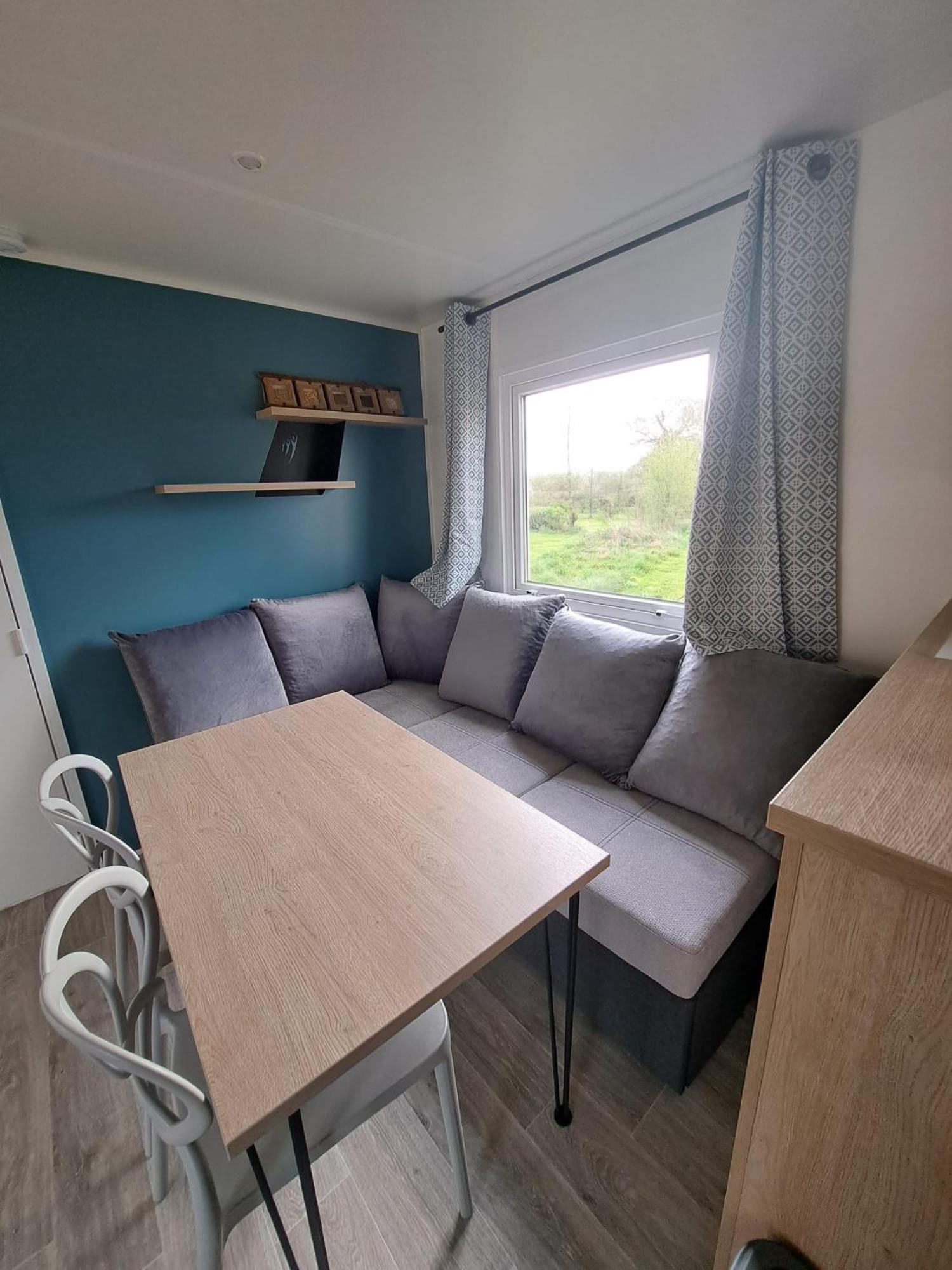 Camping Sainte Mere Eglise Bagian luar foto