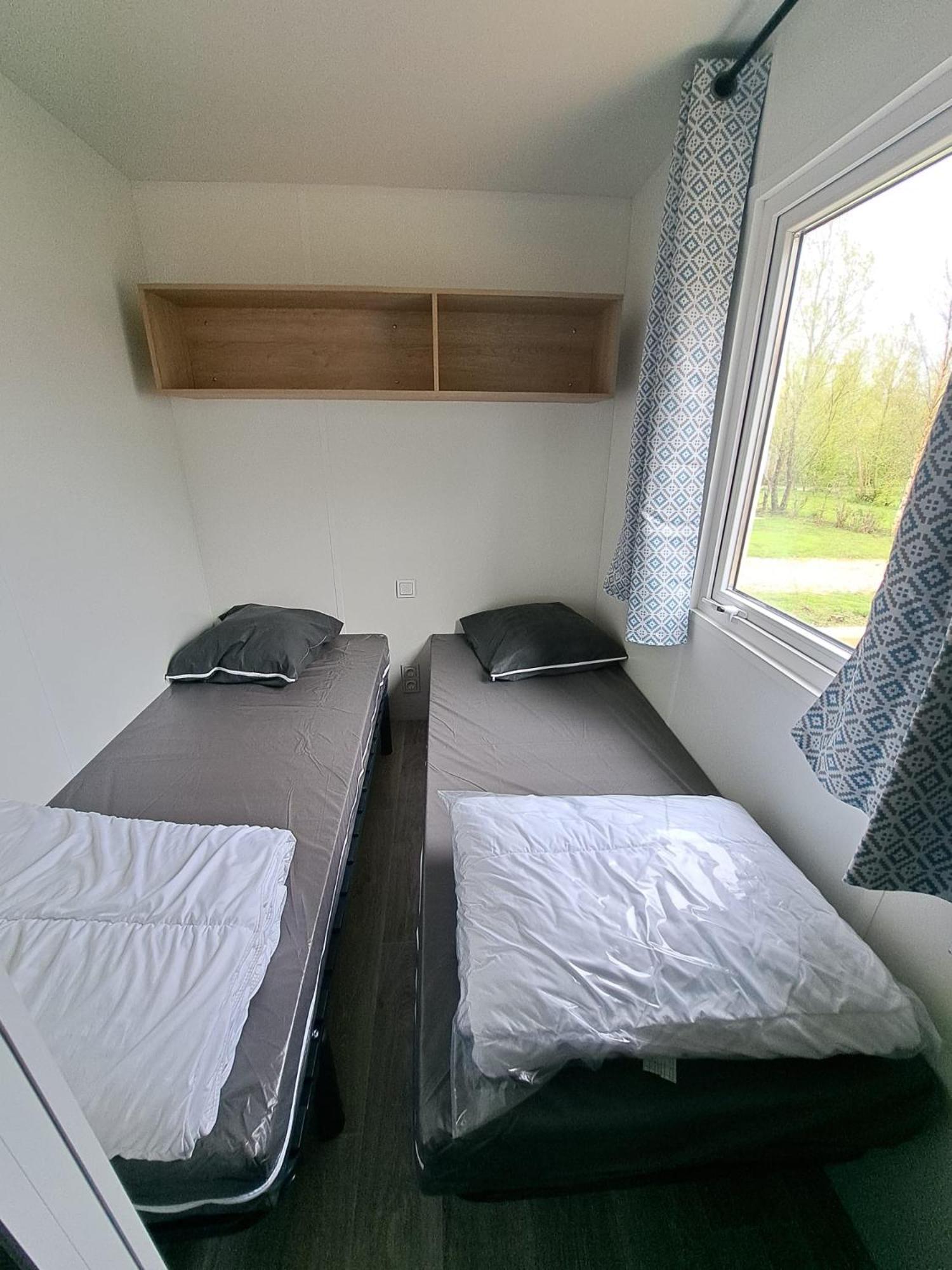 Camping Sainte Mere Eglise Bagian luar foto