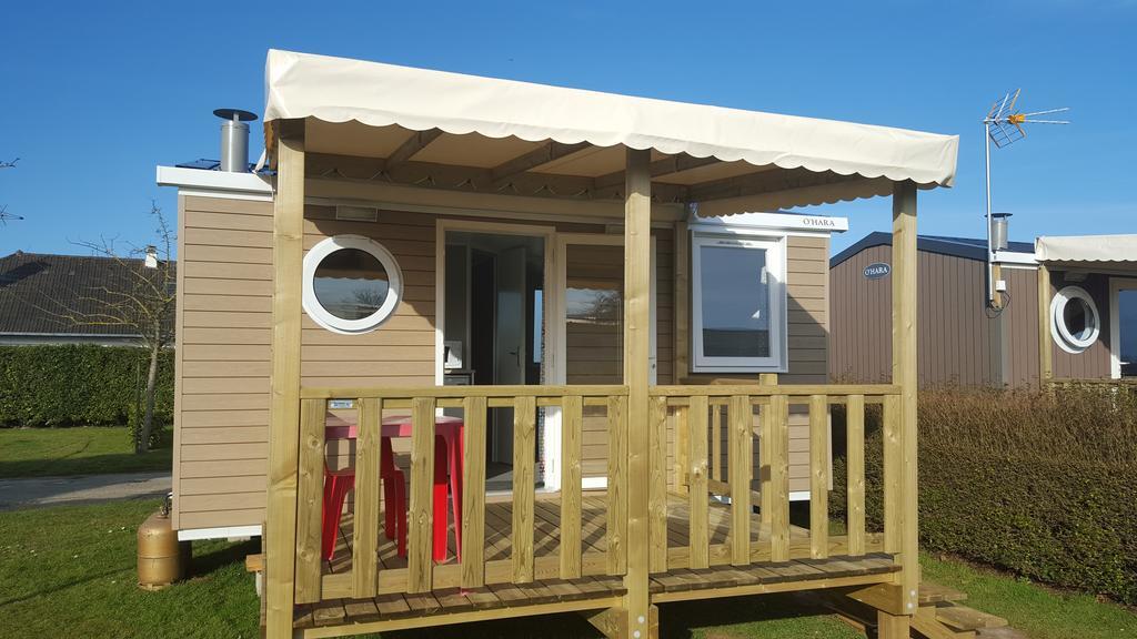 Camping Sainte Mere Eglise Bagian luar foto