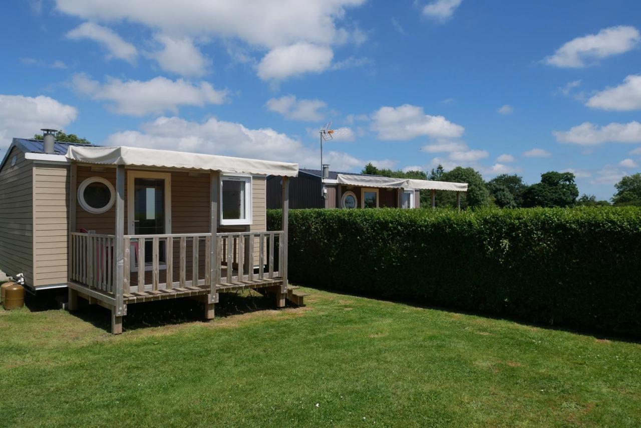 Camping Sainte Mere Eglise Bagian luar foto